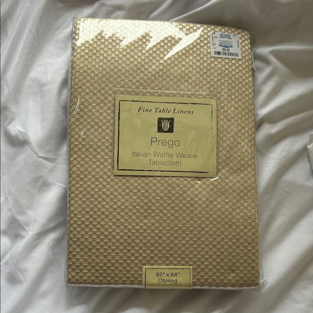 E899 Prego Italian Waffle Weave Tablecloth 60"X 84" Beige